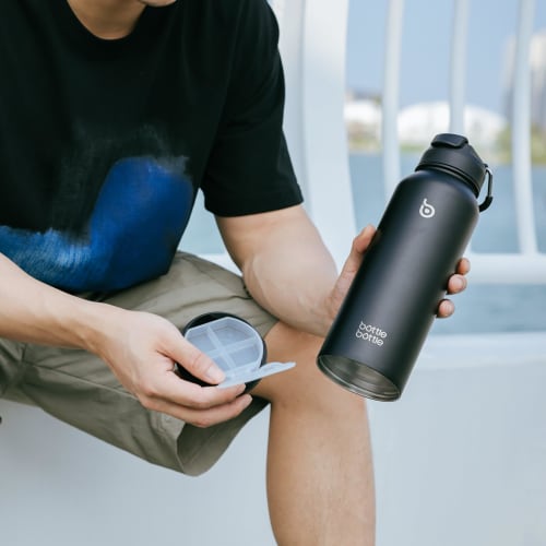 BOTTLE BOTTLE Water Bottle, 1 Liter, Large Capacity, Stainless Steel Bottle with Bottom Storage, Straw, Direct Drinking, Insulates Hot or Cold, Double