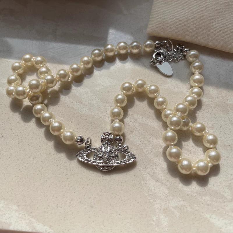 Saturn Pearl Necklace Women's Pin Three-dimensional Planet Neck Chain Premium Versatile Sweater Chain Collarbone Chain