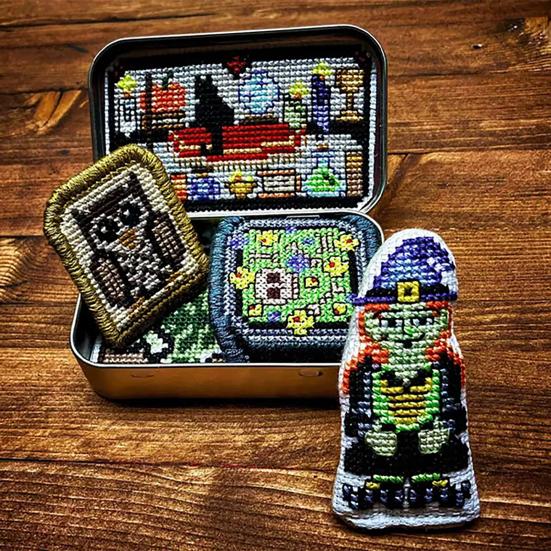 Tin Box Embroidery Kit Horror Themed Cross Stitch Kit Vintage Sewing Kit Halloween Embroidery Craft Set Gift for Embroidery Enthusiast