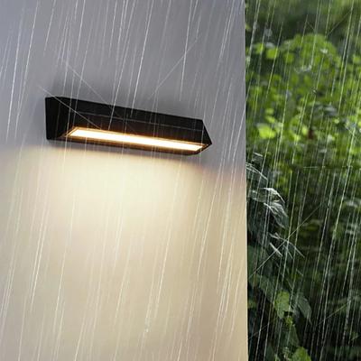 Lámpara de Pared Solar Delante de la Puerta de Entrada Exterior Impermeable Pared Exterior Iluminación de Patio Lámpara de Tira Larga Moderna Simple