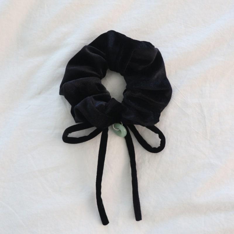 APIOH VELVET RIBBON SCRUNCHY