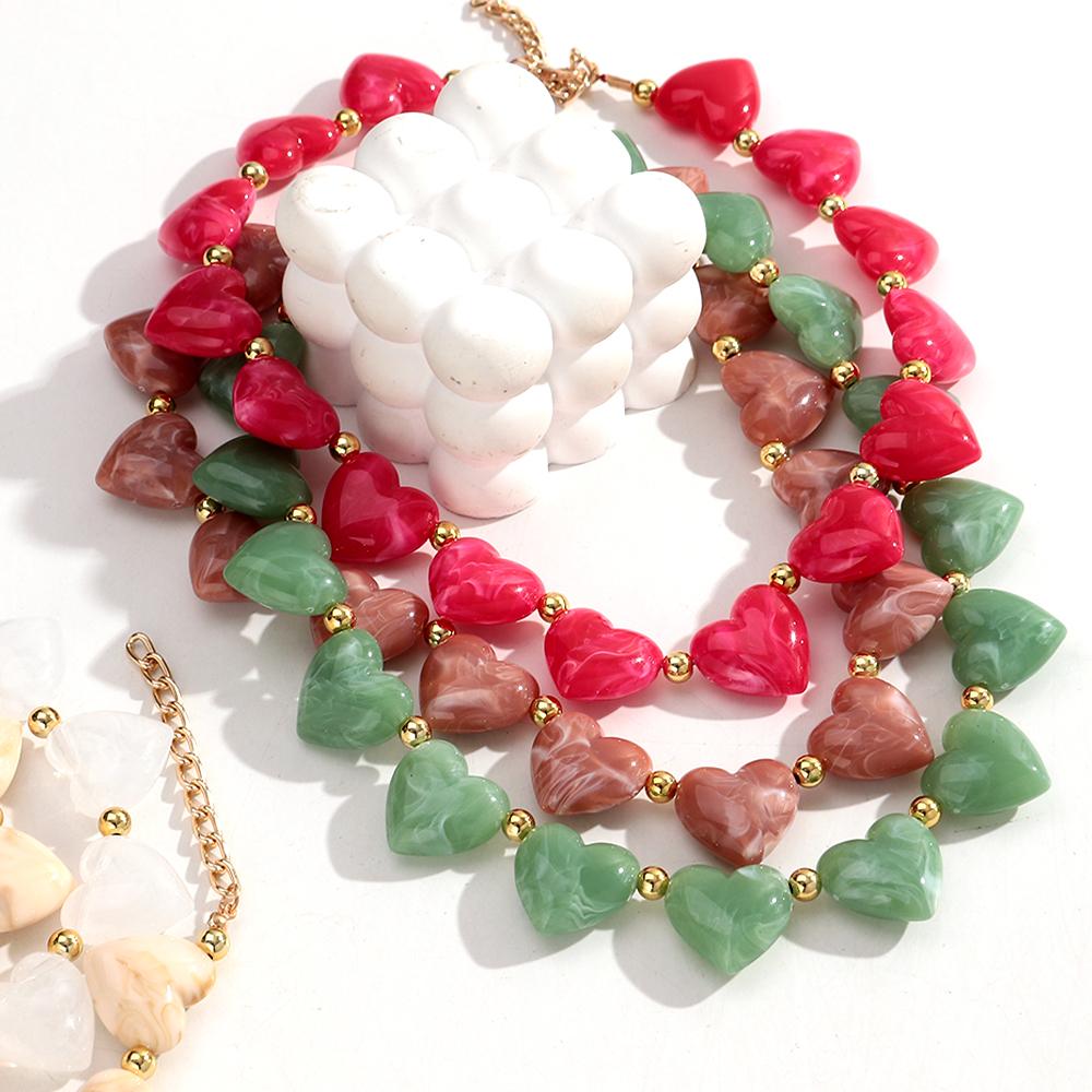 New Trendy Multicolor Resin Heart Beads Chain Necklaces for Women Minimalist Handmade Acrylic Love Choker Party Jewelry Gift