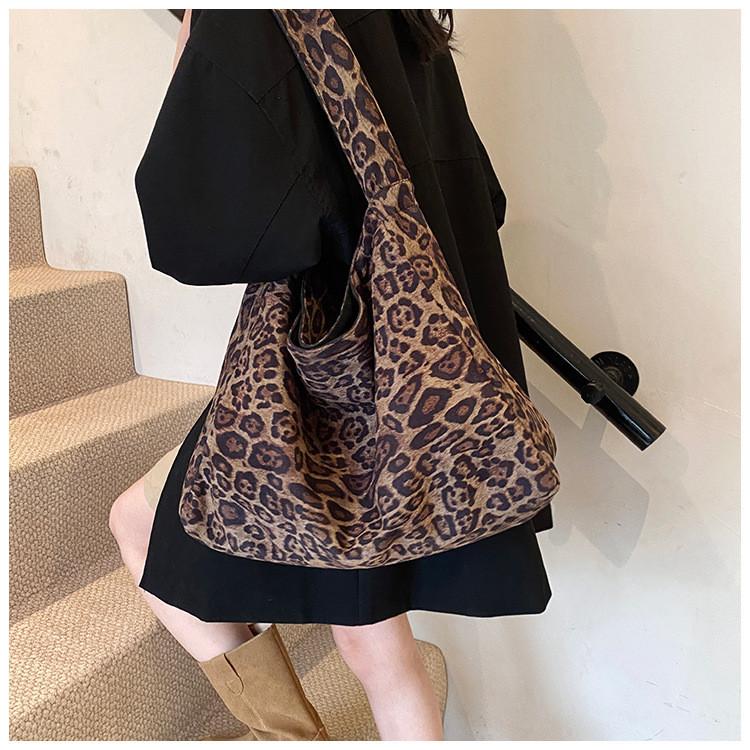 Ielgy Autumn Winter Leopard Print Large-Capacity Bag Casual Commuter Shoulder Loose Tote Bag