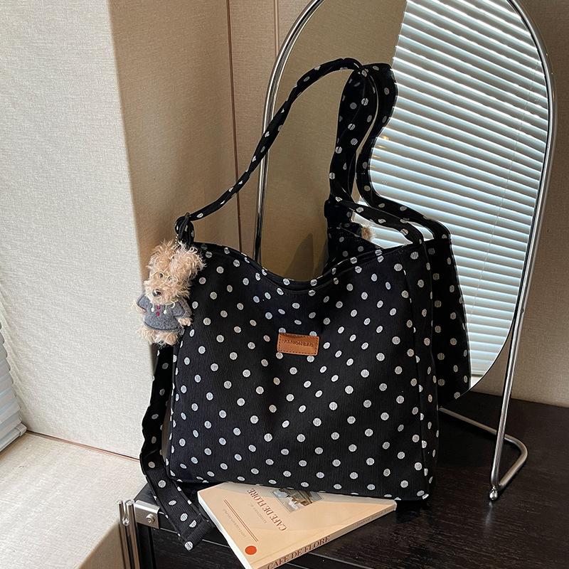 Large-capacity Dotted Bag Fashionable Shoulder Bag for College Students' Use As A Schoolbag or Shopping Bag