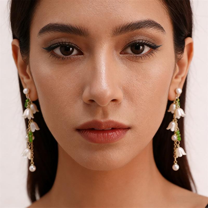 2026 Fashionable Women'S Jewelry : Lily Of The Valley & Pearl Green Ear-Cuff Bracelet And Long Earrings