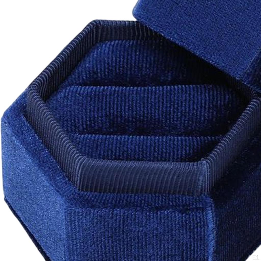 Elegant Velvet Ring Box for Special Occasions