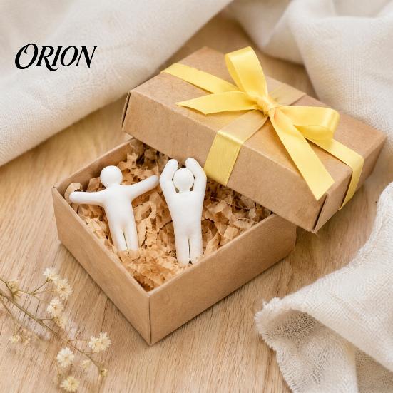DIY Chameleon Figurine Set 8Pcs Paintable Ornaments, 3D Printed Figures with Multiple Poses for Custom Colorable Animal Desktop Decoration,