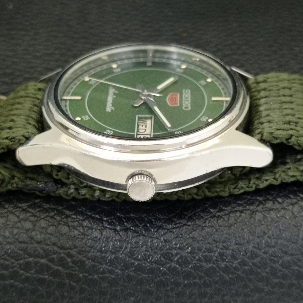 JAPAN VINTAGE SEIKO 5 AUTOMATIC 6309A MENS GREEN COLOR DIAL WATCH A701608-5 R206c-a701608