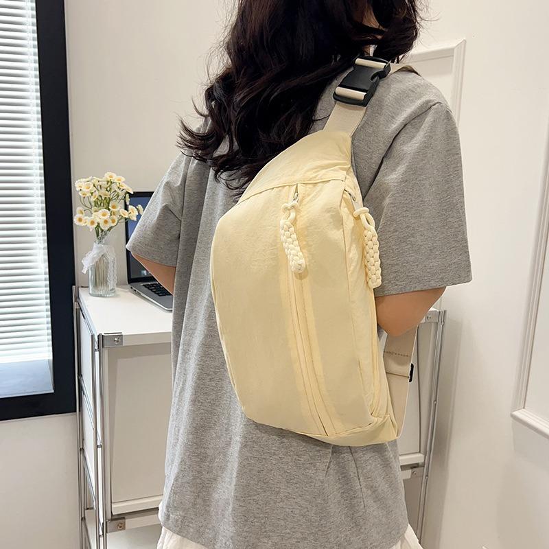 Summer new simple and lightweight men's and women's shoulder messenger bag solid color portable breast bag versatile bag