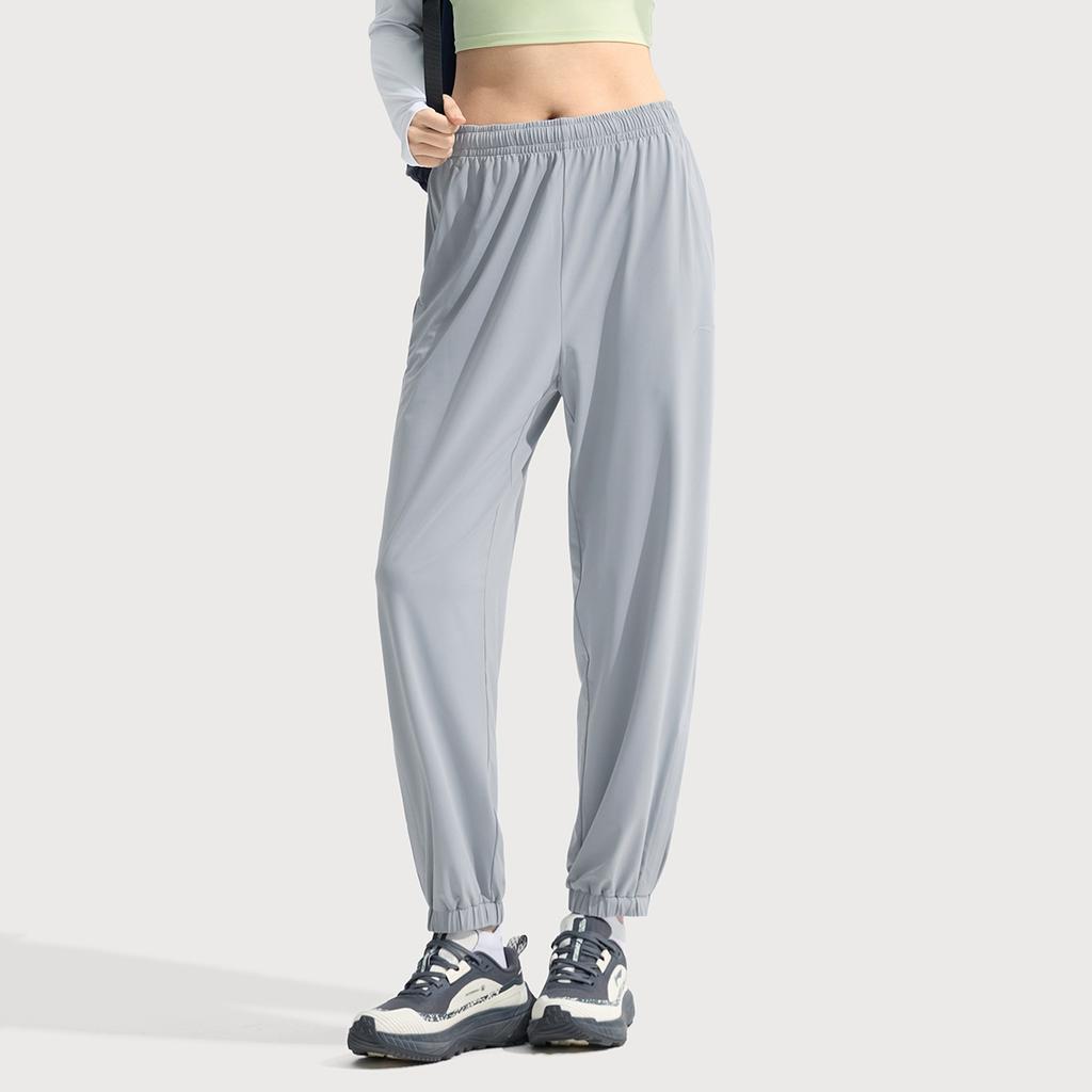 Li Ning Fitness Series Casual Simple Solid Color Ice Silk Quick Dry Cool Anti-Ultraviolet Cuffed Elastic Knitted Sports Pants Women Pants AKYV196-2