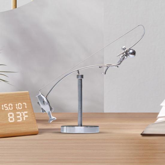 2 ks Rybářská balancující socha Kinetická balanční umělecká socha Interaktivní rybářská figurka Stolní ozdoba pro domácí kancelářskou dekoraci Dárek pro úlevu od stresu