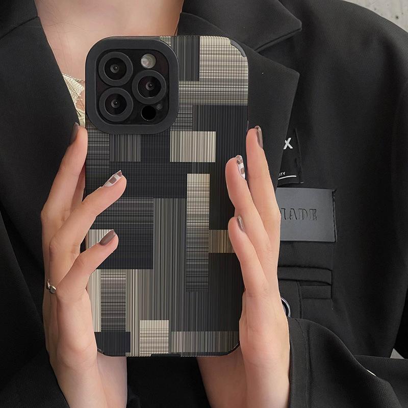 The new splicing grid is suitable for iphone14promax mobile phone case Apple 13 toothpick pattern 12 personalized simplicity xr