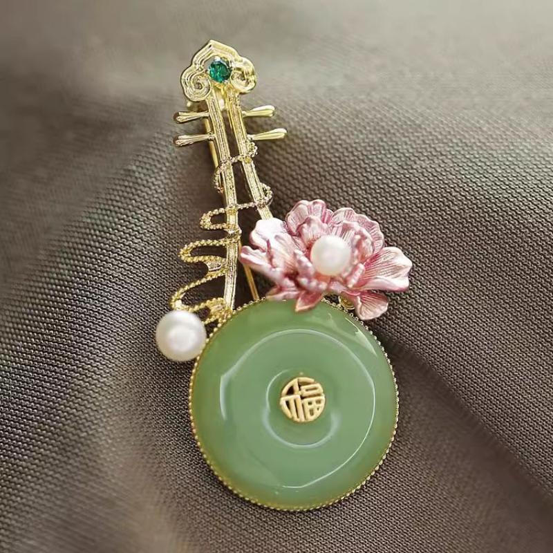 Peony Pipa High-end Femininity Fugu Style Brooch