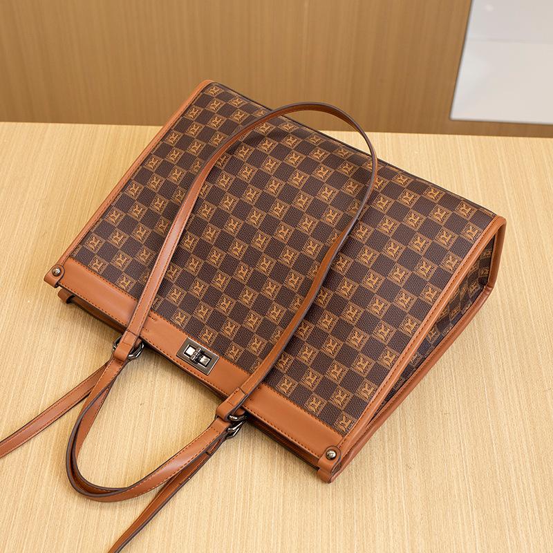 Large Capacity Tote Bag Checkerboard Grid New Women's Bag High Quality Texture One-shoulder Cross Span Bag Large Bag Handbag