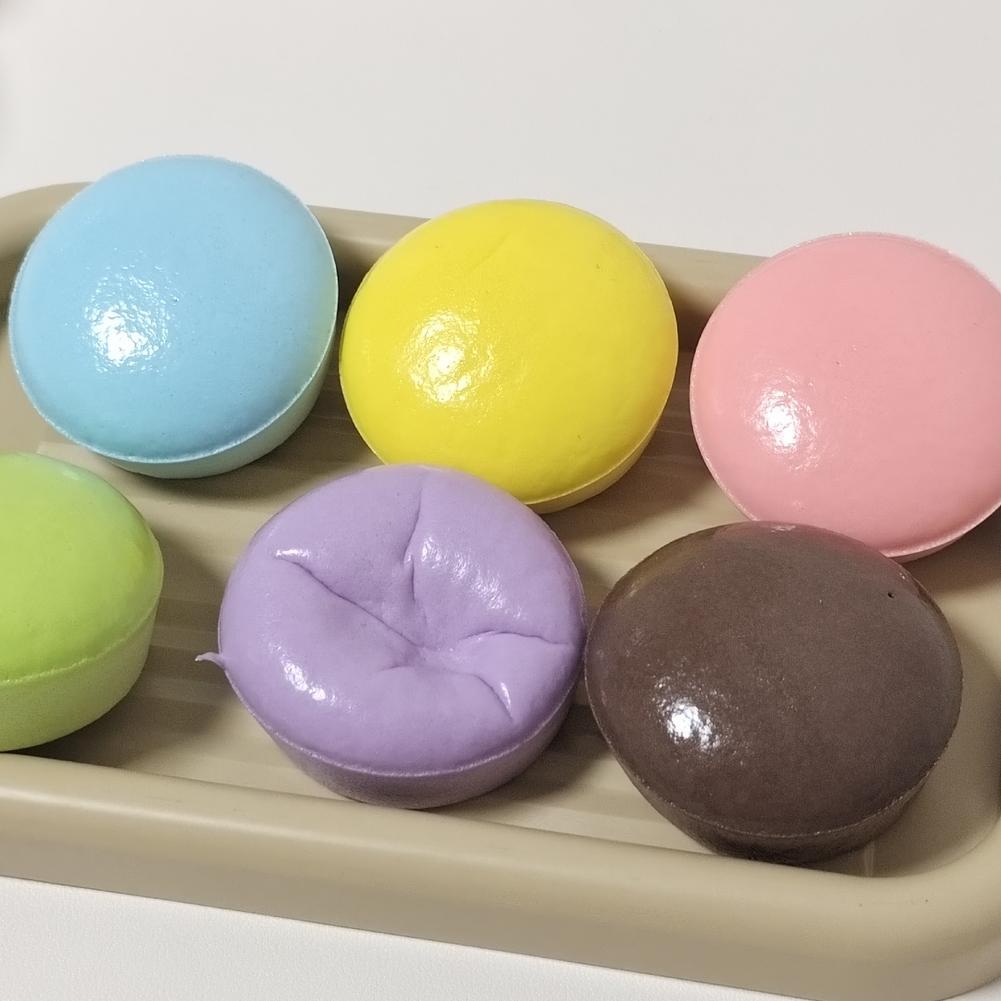 Soft Cake Squeezing Bread Toy Slow Rebound Toy Decompression P1X2