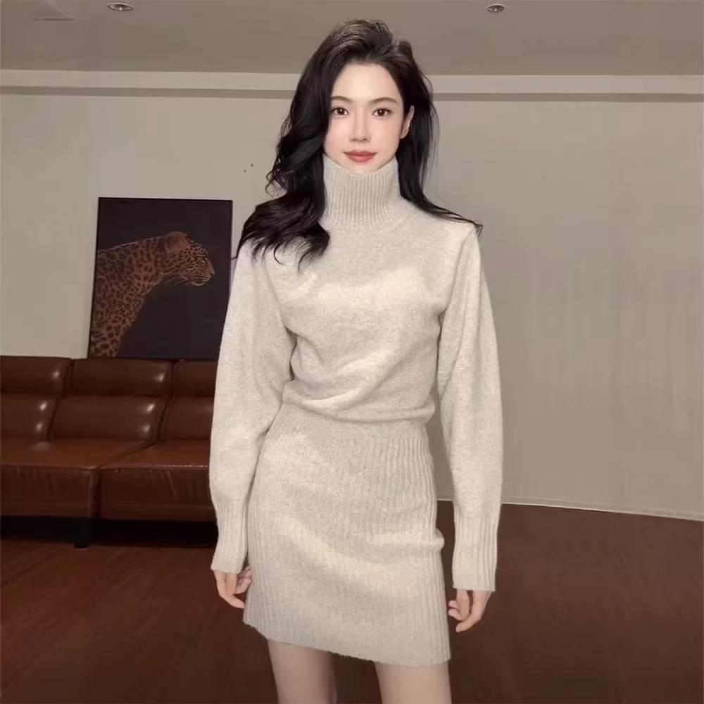 

Elegant Knitted Dress for Special Occasions - Women s Autumn/Winter Slim-Fit Hip-Hugging Skirt, Perfect Under Coats One Size