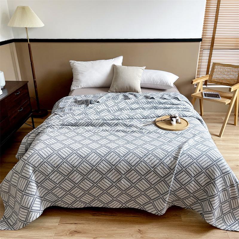 

2024 Новый летний стиль, моющееся легкое и прохладное трехслойное одеяло для дивана, легкое и приятное для кожи одеяло с кондиционером 200X230cm