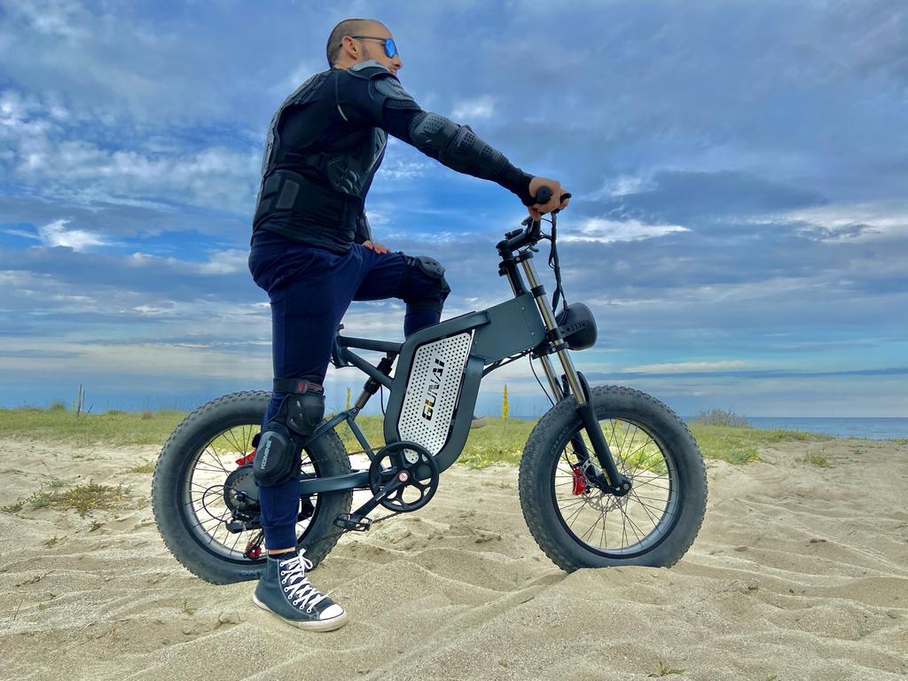 GUNAI MX25 Electric Bike 1000W Motor, 25AH Battery, 60KM Range, 50km/h Speed, 20*4.0 Inch Fat Tires, Hydraulic Oil Brake E-Bike