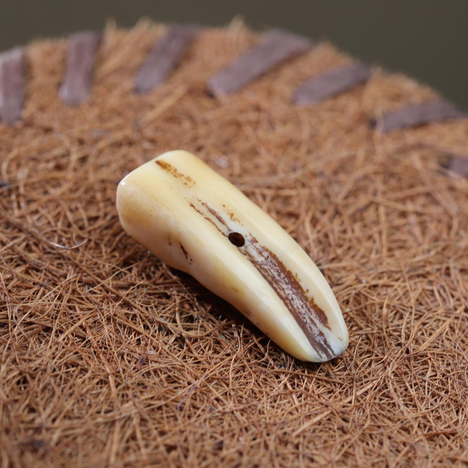 

Handmade Natural Deer Tooth Pendant: Carved Card Counter & Buddhist Bead Accessory