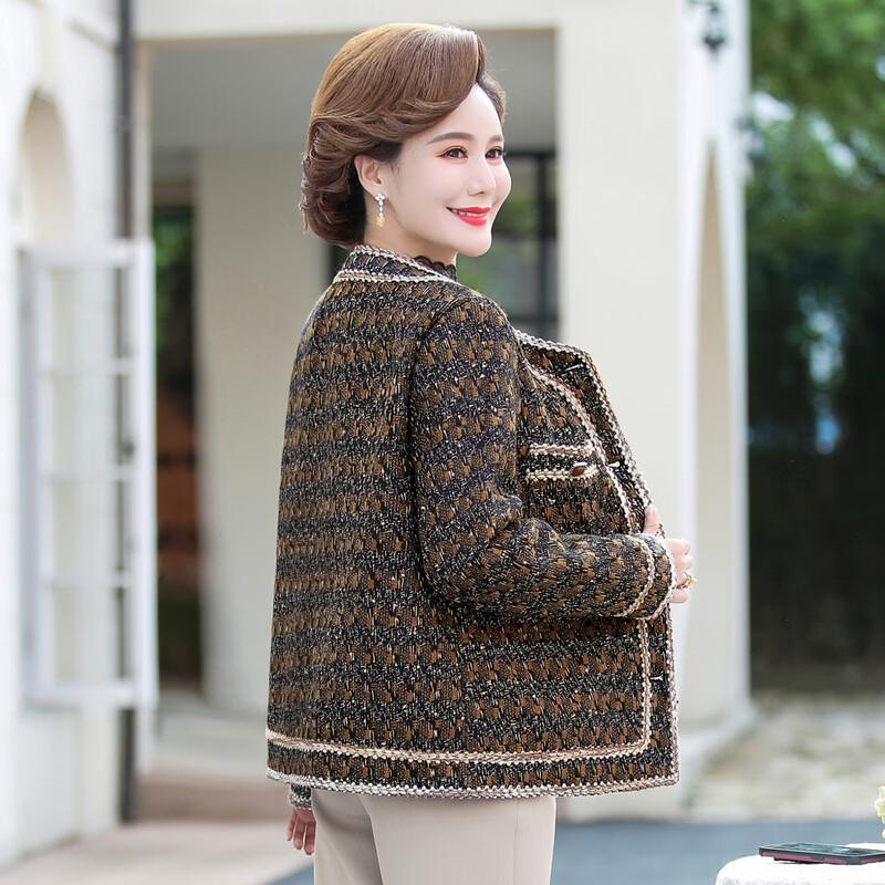 Elegant Spring Blazer for Mid-Aged Women