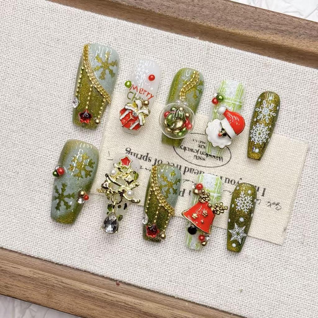 Green Christmas 2026 Snowflake Mid-Length Handmade Wearable Nail Art