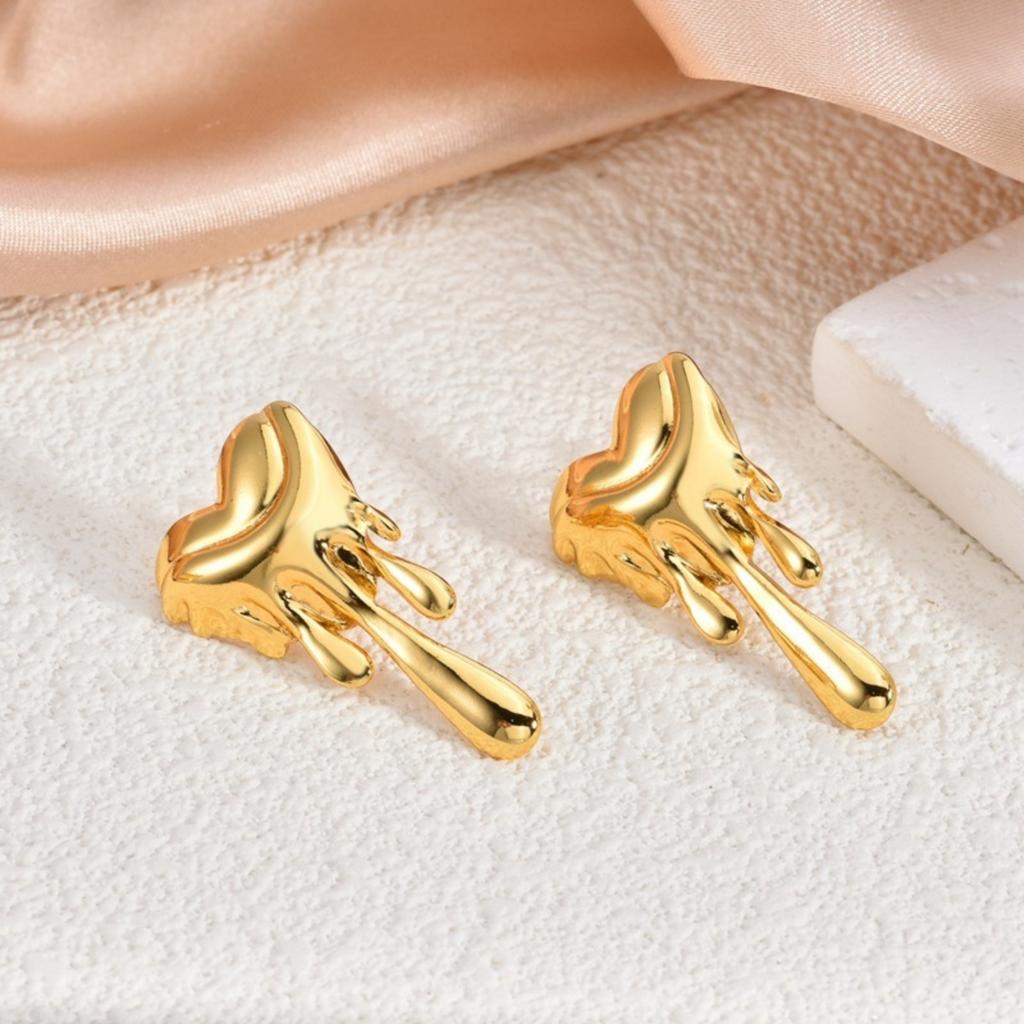 1 Pair Stylish 18K Gold Plated 304 Stainless Steel Ear Post Stud Earrings Heart Flower Butterfly Starfish For Women Gift