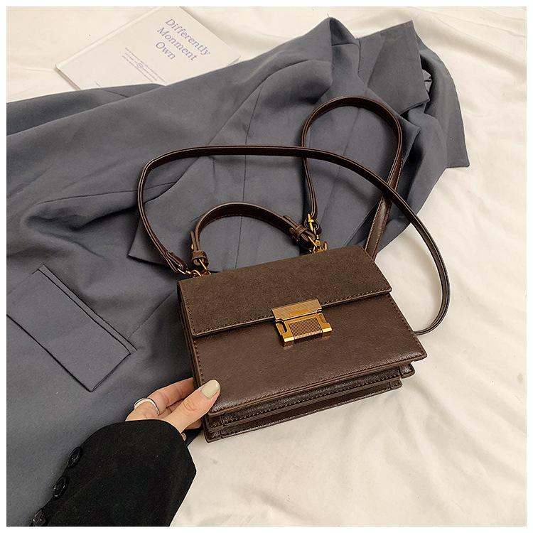 

Корейська портативна маленька сумка в стилі ретро, ​​жіноча нова модна маленька квадратна сумка 2024, осінь і зима, універсальна сумка через плече 20.5*8*15