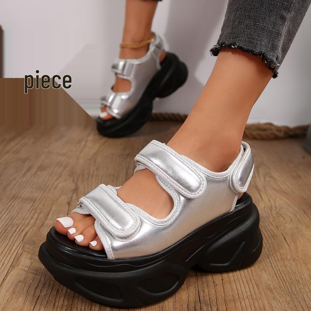 Europäischer und Amerikanischer Stil Plateausohle Klettverschluss Sandalen – Übergröße, Modisches Design mit dicker Sohle