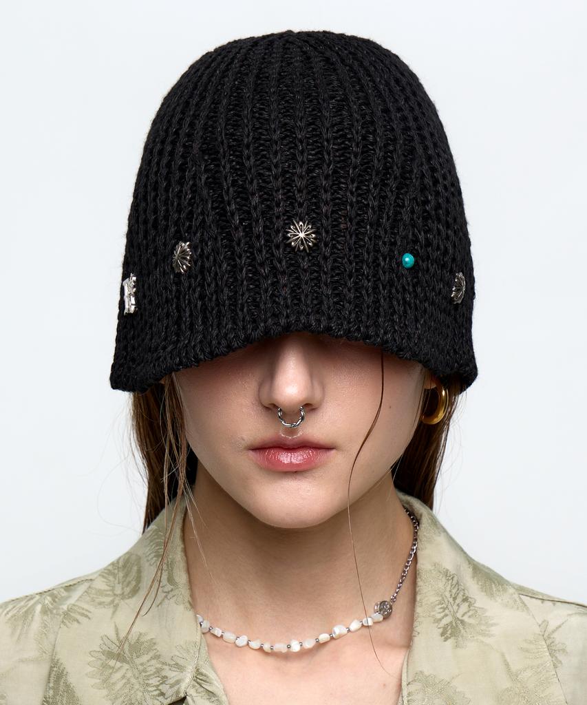 Aleseueseussi Rivet Bucket Beanie - Black