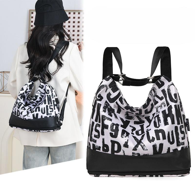 Large capacity backpack Casual women niche design Commuter shoulder bag Premium sense backpack