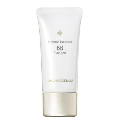 Make-up na obličej – BB a CC krémy