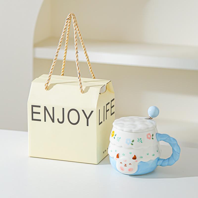 Lamb cup girl gives girlfriend high-value birthday gift, student cute and cute practical small gift girl