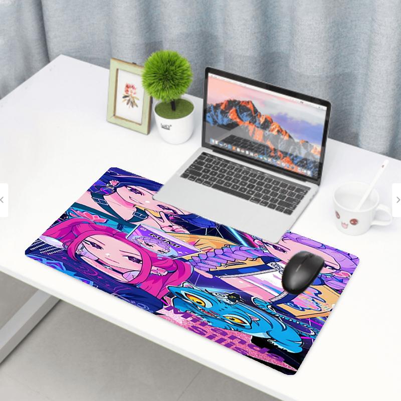 Tappetino per Mouse con Stampa KPop Demon Hunters, Tappetino Antiscivolo per Tastiera da Desktop, per PC Laptop Gaming Lavoro Uso Quotidiano, Fantastico Regalo Sorpresa per Festival