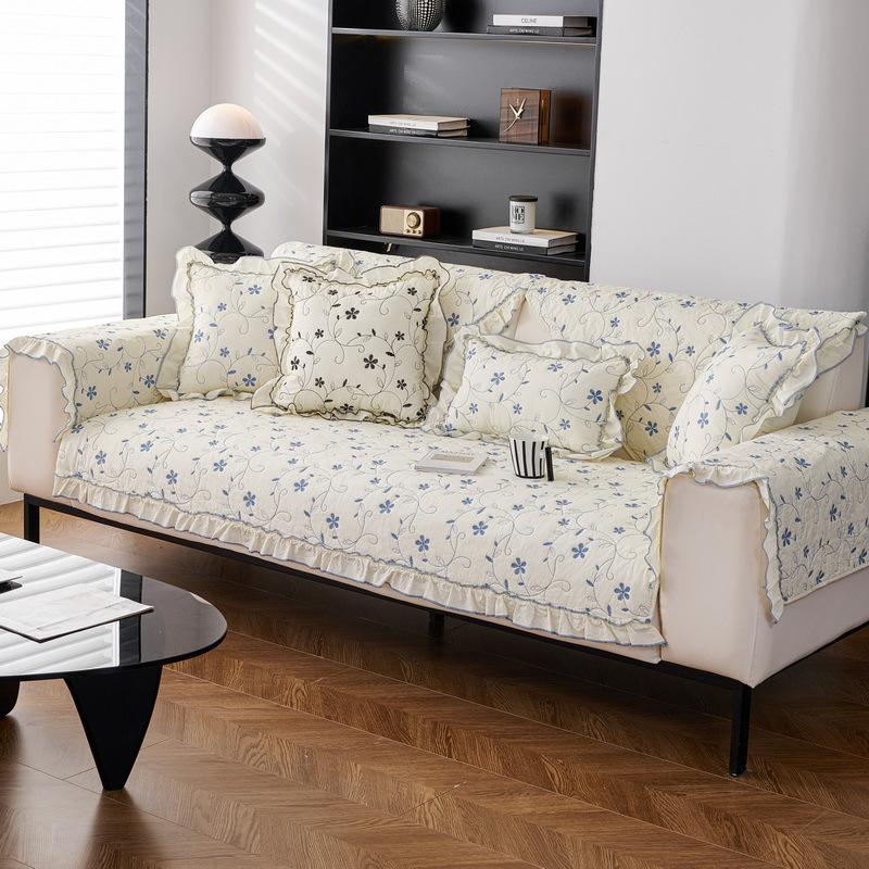 

All-Season Universal Cotton Cloth, Washed Embroidered Seat Cushion, Small Skirt, Non-Slip, High-Grade Sofa Cushion, Sofa Cover, Backrest Towel 70*70cm
