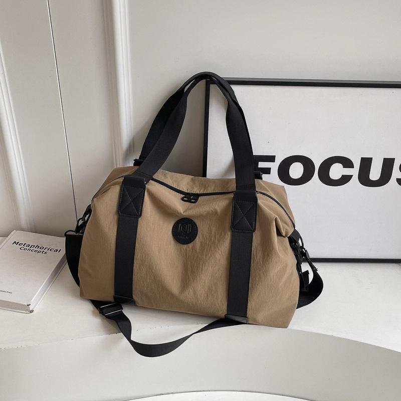 Korean Version of Simple Fashion Fitness Bag Large Capacity Hand Luggage Bag Women's Sports Travel Bag Portable Trend