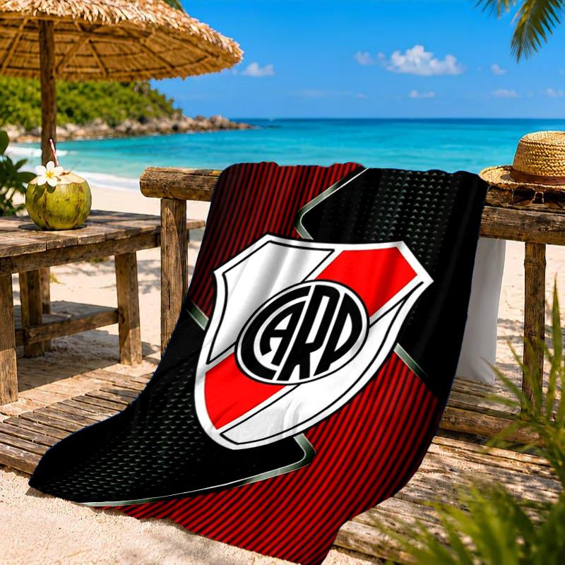 Asciugamano da Spiaggia Emblema River Plate, Asciugatura Rapida, Facile da Curare, Adatto sia per il Fitness che per le Vacanze al Mare, Essenziale Sportivo