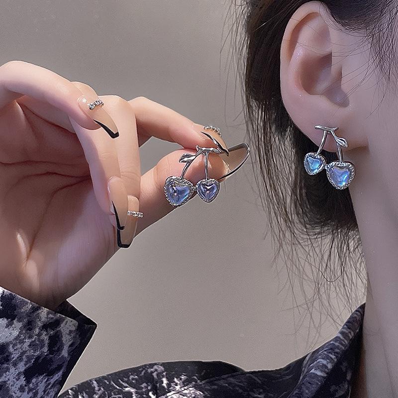 Sweet Cherry Drop Earrings for Women Fashion Exquisite Fruit Cute Dangle Earrings Design Creative Earrings Festival Gift Jewelry