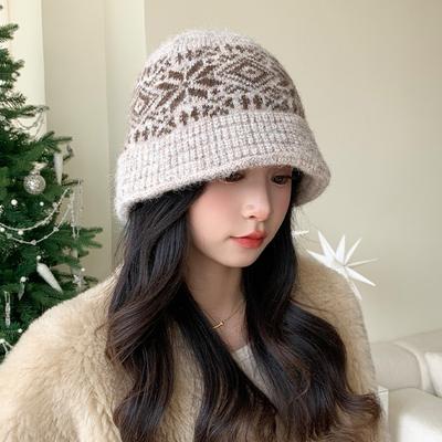 Autumn and Winter Hats, Women's Thermal Hats, High-end Versatile Knitted Wool Hats, Big Head Circumference Showing Washbasin Hats