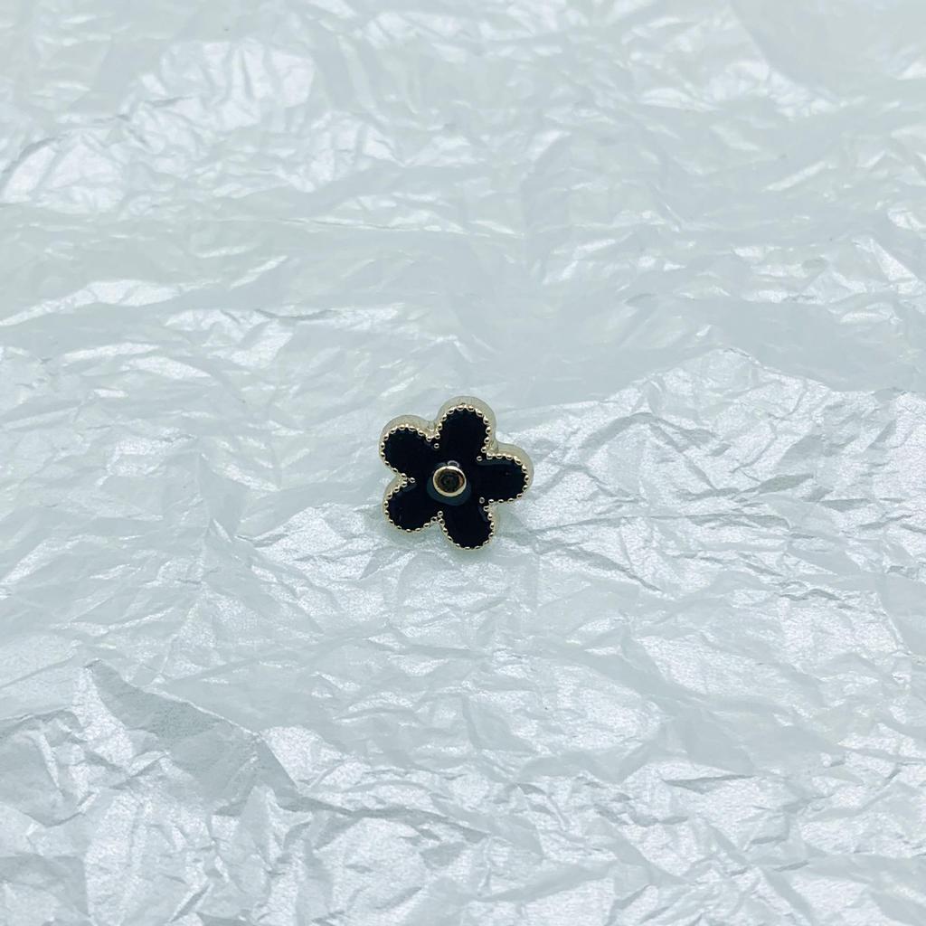 Modische Vorhangschnalle aus Legierung: Verzugsfreies, nahtloses, verstecktes Nageldesign