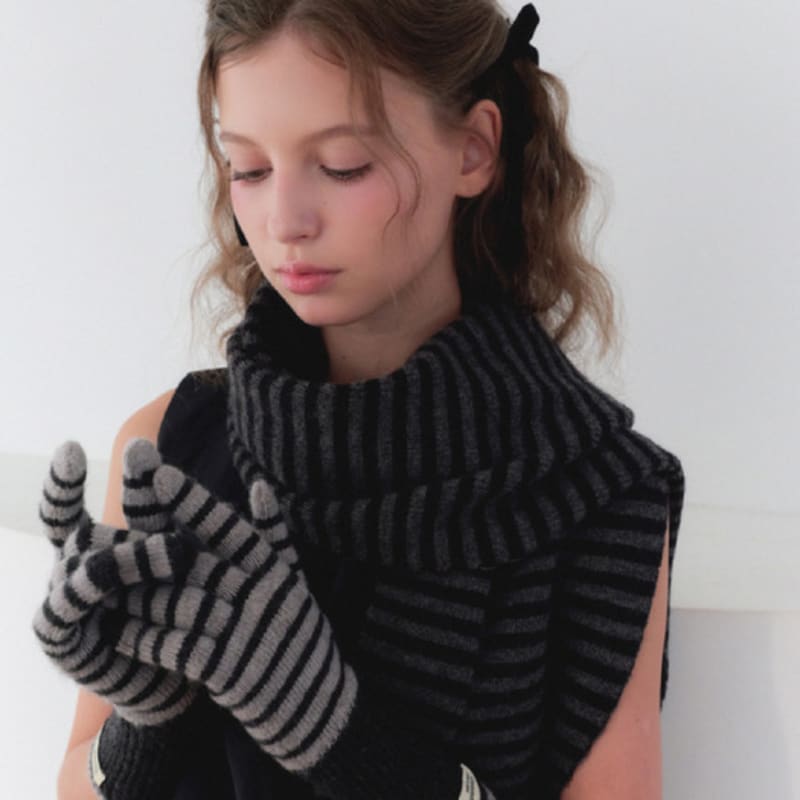 RENNYRENNIE STRAW STRIPE LONG GLOVES - Choose 1 of 3 striped long gloves