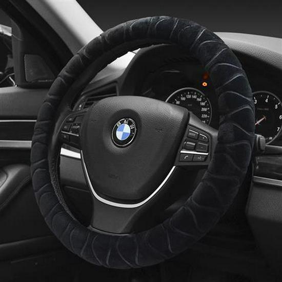 Pohodlný plyšový zimní potah na volant – univerzální, protiskluzový design