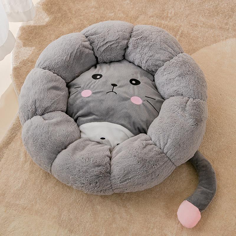 Gray Cute Petal Shape Extended Version of Cat Nest Home Warm Thick and Stain-resistant Nest Bed Pet Cat Nest Mat