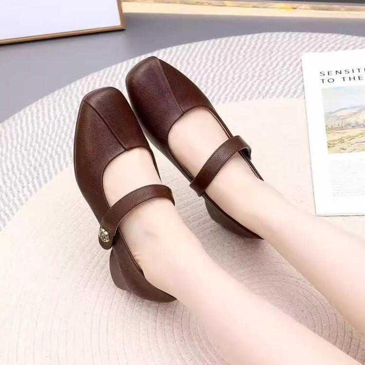 French Mary Jane shoes New autumn models with skirts Gentle small leather shoes Retro commuter shoes