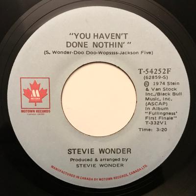 7-Zoll-Schallplatte STEVIE WONDER - You Haven't Done Nothin' / Big Brot T54252F Motown 1974 Kanada Soul/Funk Gebraucht