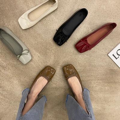 Vienas kurpes sieviešu pavasara un rudens bantīte kvadrātveida purngals plakana zole sieviešu kurpes ikdienas valkāšanai ar seklu maliņu, daudzpusīgas vecmāmiņu kurpes