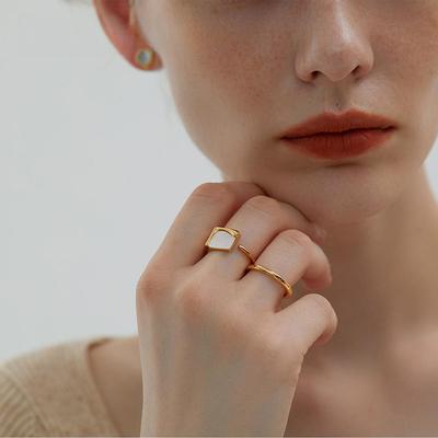 French Light Luxury Temperament White Fritillary Square Open Ring Women's Niche Design Does Not Fade Advanced Index Finger Ring