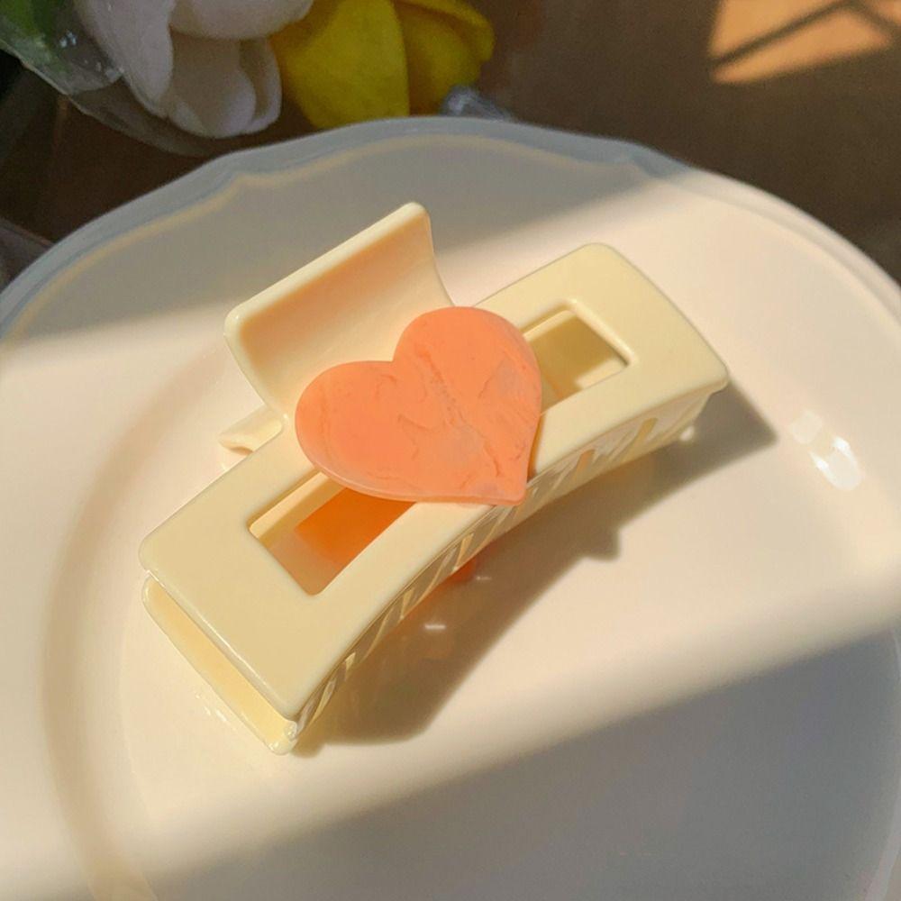 

Korean Style Heart Hair Clip Illusory Color Geometry Hair Claw Solid Hair Claw Hair Accessories A