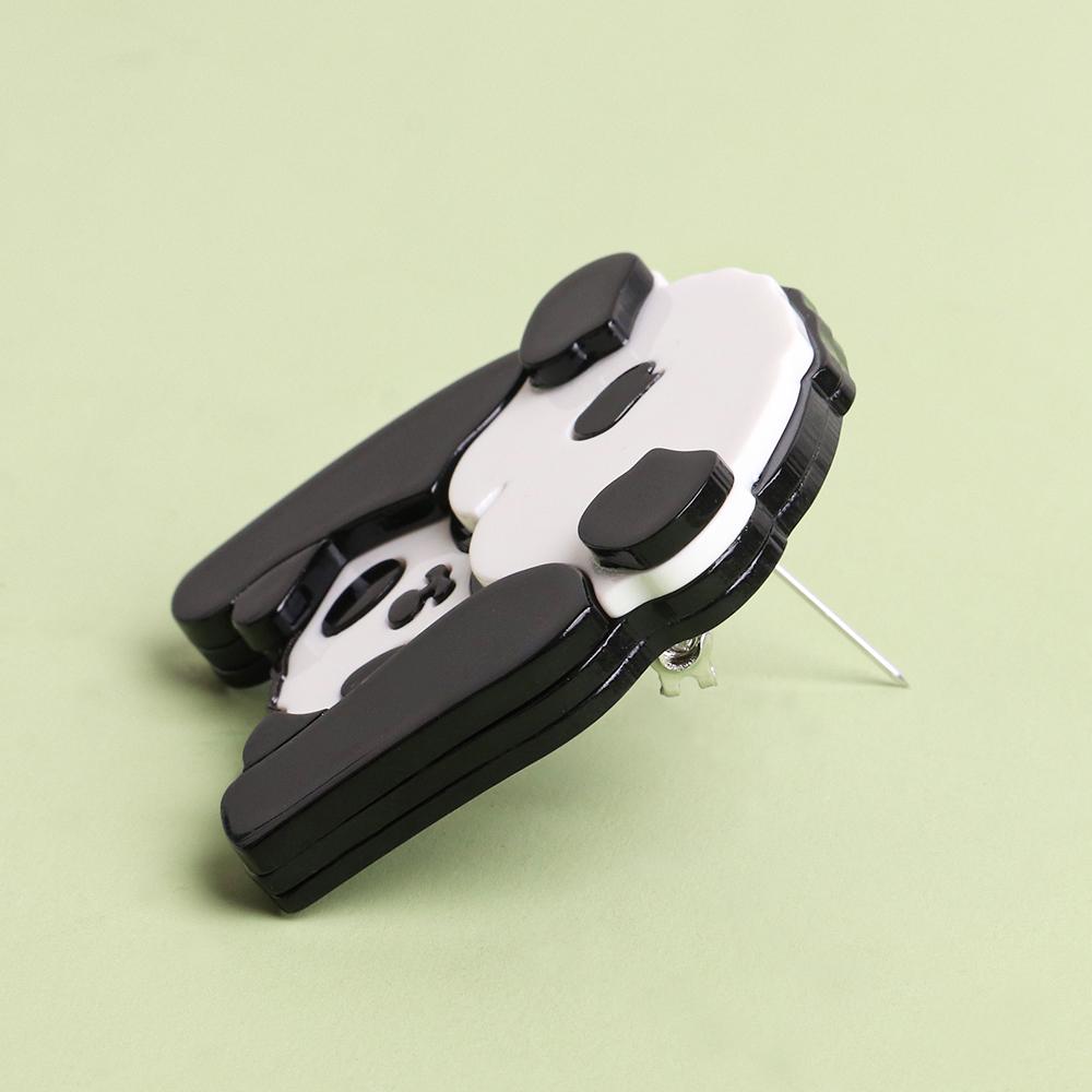 New Cute Panda Acrylic Brooches for Women Girls Funny Animals Badge Backpack Clothes Lapel Pins Brooch Dress Fashion Jewelry