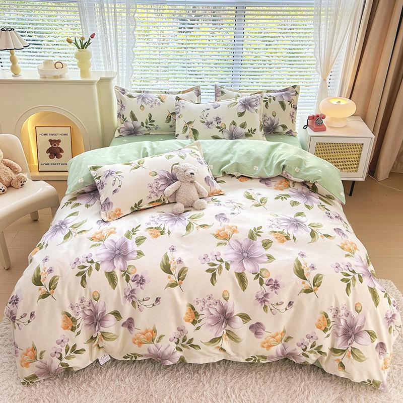 Fresh and Pastoral Style of Plants and Flowers, Dormitory Home Three-piece Set, Four-piece Set, Silky Soft and Delicate Bedding
