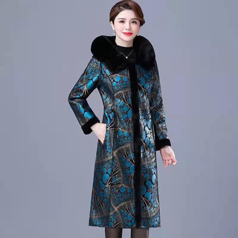 Double-sided Fur Integrated Winter New Medium and Old Women's Clothing Mother Fur Coat Coat